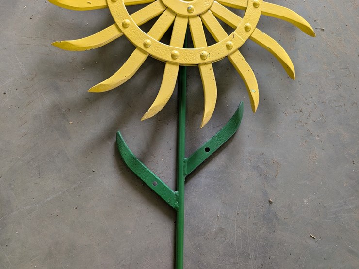 hand-crafted-flower-decor-image-4