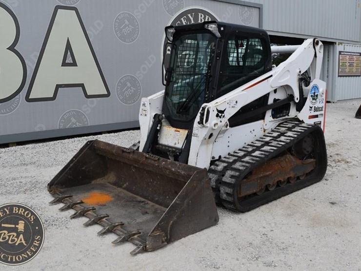 2016-bobcat-t770-image-3