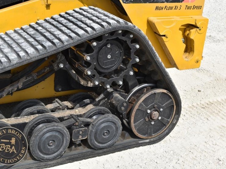 2015-caterpillar-287d-image-29