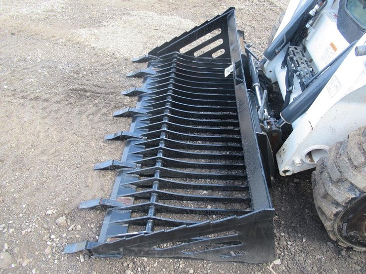 wildcat-80"-skid-steer-skeleton-tooth-bucket-image-2