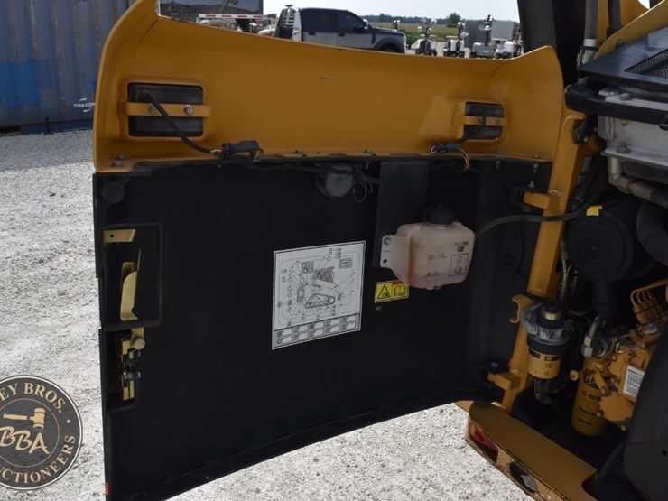 2004-caterpillar-257b-image-53
