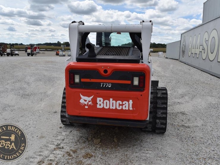 2016-bobcat-t770-image-17