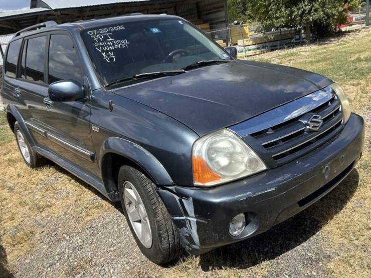 2004-suzuki-xl7-image-3