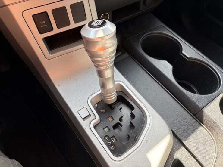 2008-toyota-tundra-image-34