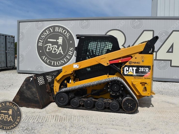 2015-caterpillar-287d-image-13