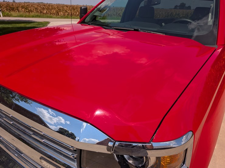 2018-chevrolet-2500hd-image-14