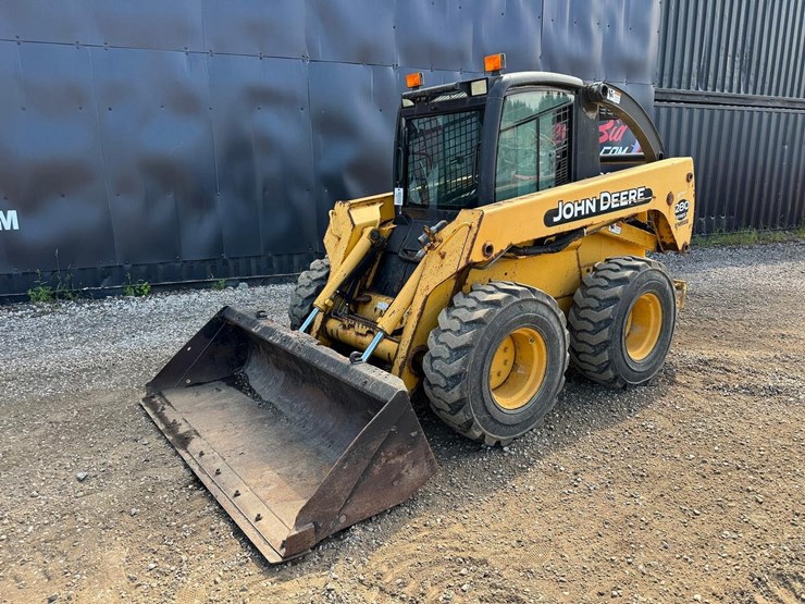 2004-john-deere-280-image-2