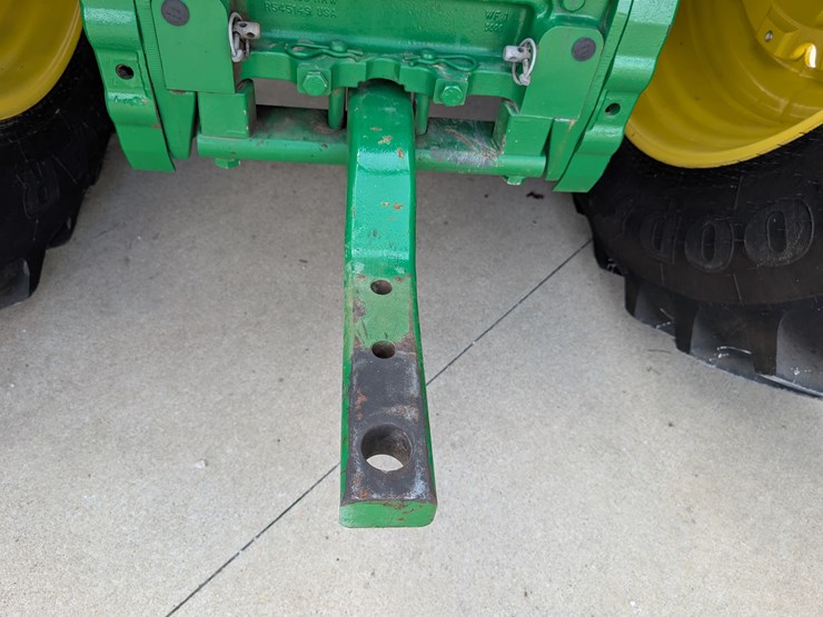2015-john-deere-6175r-image-39