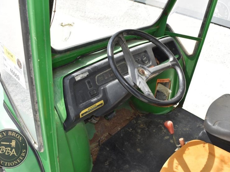 john-deere-gator-image-15