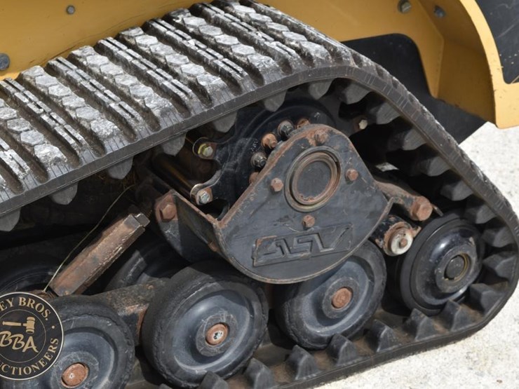2004-caterpillar-257b-image-29