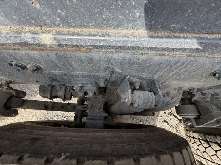 2019-freightliner-m2-t/a-roll-off-truck-image-19