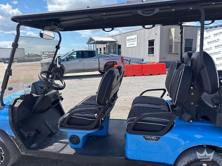 2024-vivid-ev-6-person-electric-cart-image-9