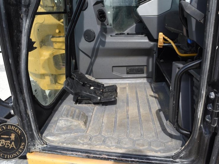 2019-caterpillar-308-cr-image-63