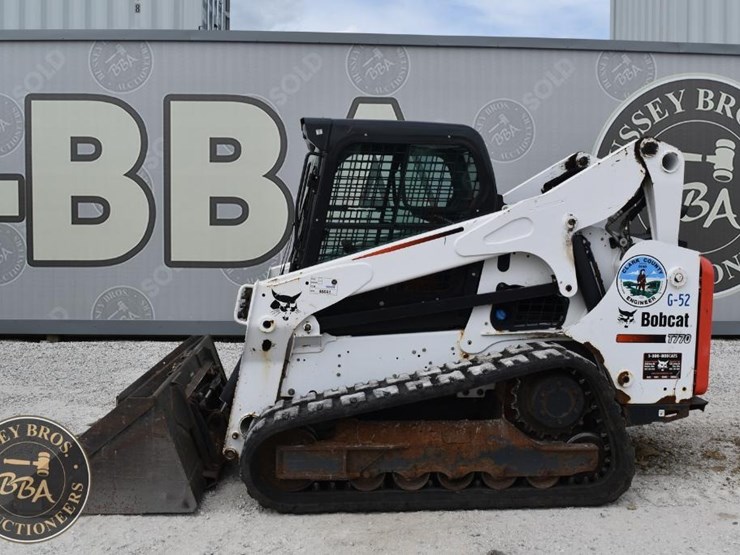 2016-bobcat-t770-image-4