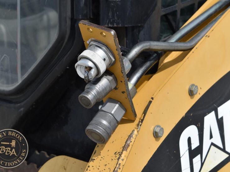 2004-caterpillar-257b-image-27