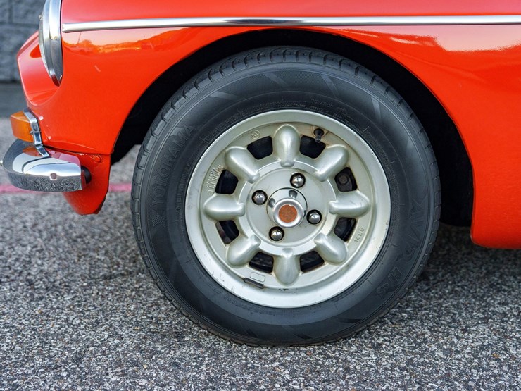 #1069-•-offered-at-no-reserve-|-1973-mg-mgb-mark-lll-convertible-image-46
