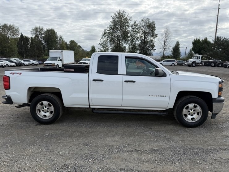 2015-chevrolet-silverado-1500-image-3