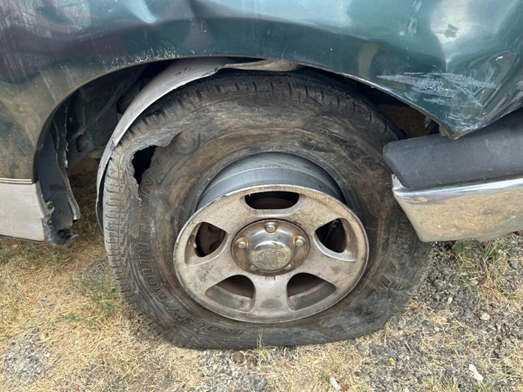 2002-ford-f150-xlt-image-15