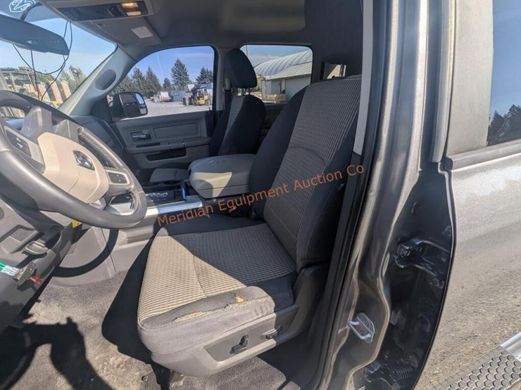 2011-dodge-ram-1500-image-23