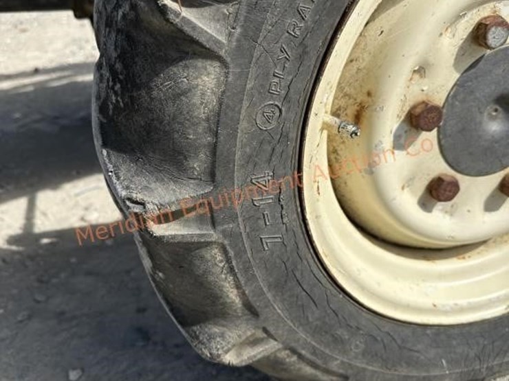 mitsubishi-mt250d-image-17