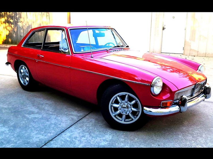 #1021-•-offered-at-no-reserve-|-1969-mg-mgb-gt-image-1