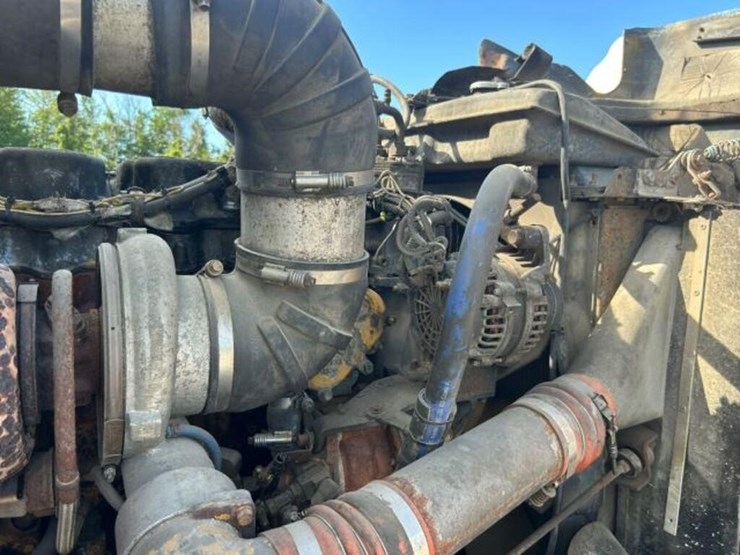2001-kenworth-t800-image-45