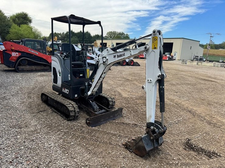 2023-bobcat-e20-image-8