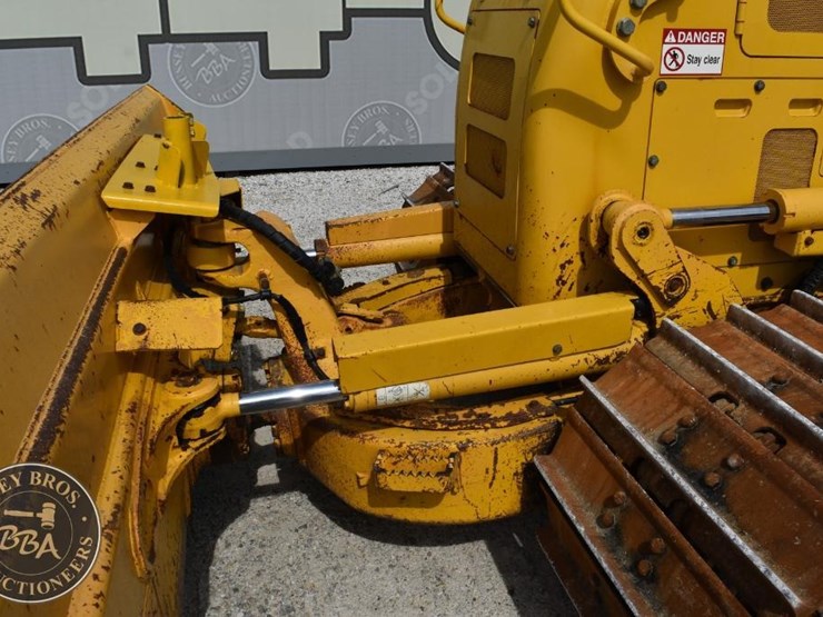 2018-komatsu-d51pxi-24-image-27