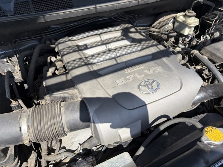 2008-toyota-tundra-image-13