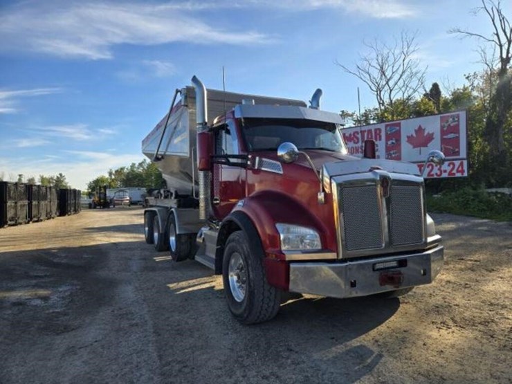 2016-kenworth-t880-image-4