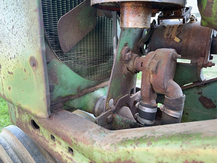 john-deere-a-image-13