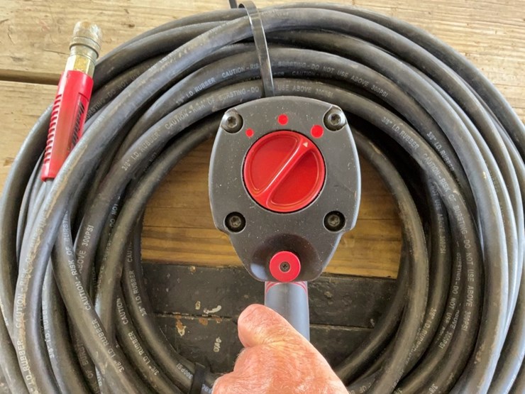 3/4-inch-air-impact-and-hose-image-3