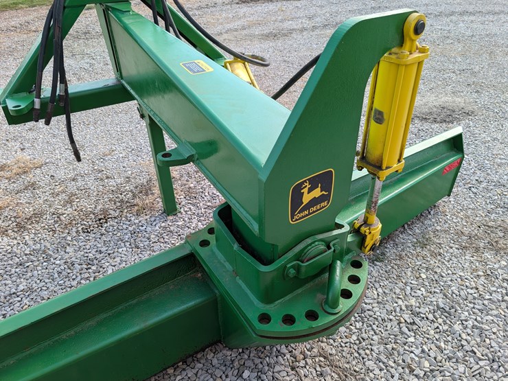 john-deere-155-image-16
