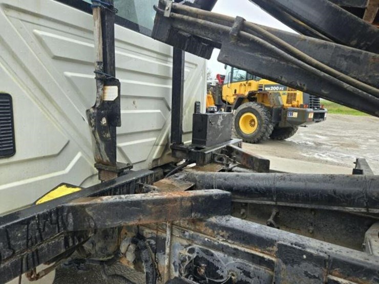 2007-international-durastar-4300-image-30