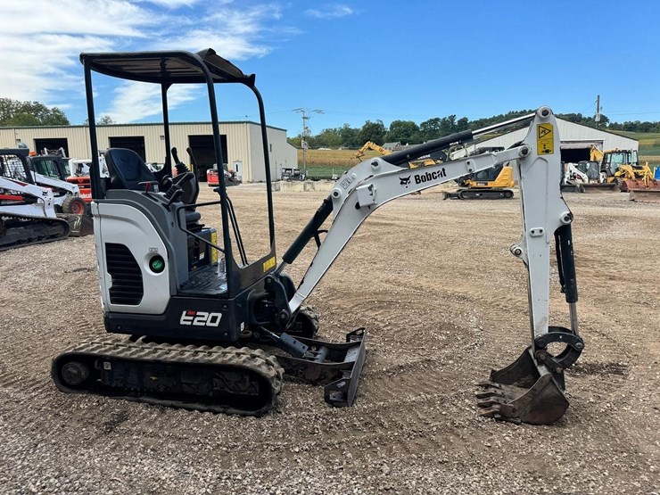 2023-bobcat-e20-image-7