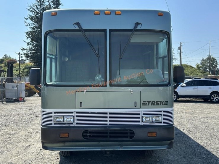 1999-safari-trek-24'-motorhome-image-9