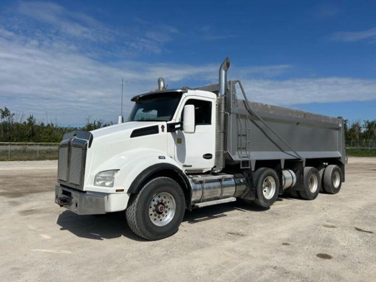2016-kenworth-t880-image-1