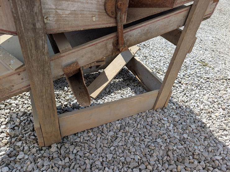 j.w.-hance-seed-cleaner-image-20