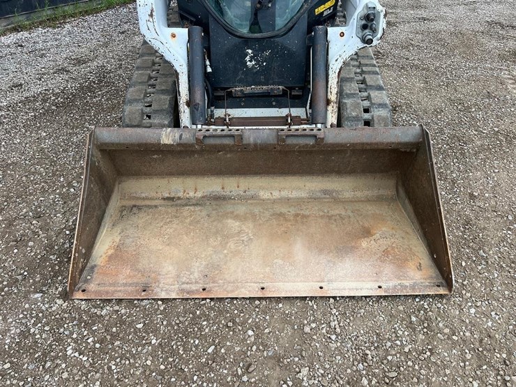 2023-bobcat-t62-image-10