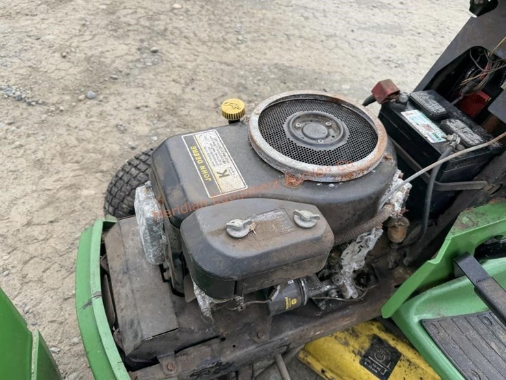 john-deere-gt242-image-12