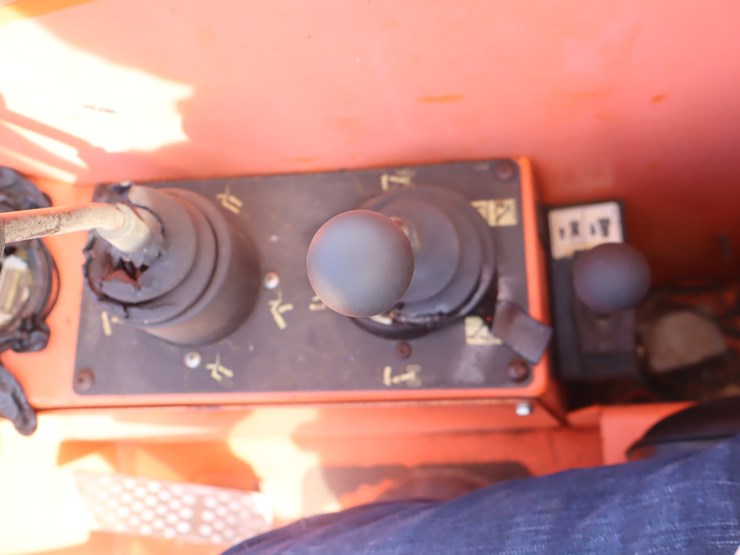 2006-sky-trak-6036-image-22