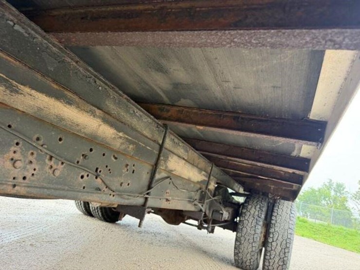2013-ford-e450-image-43