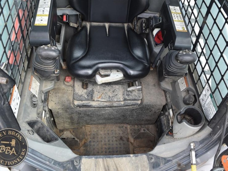 2016-bobcat-t770-image-48