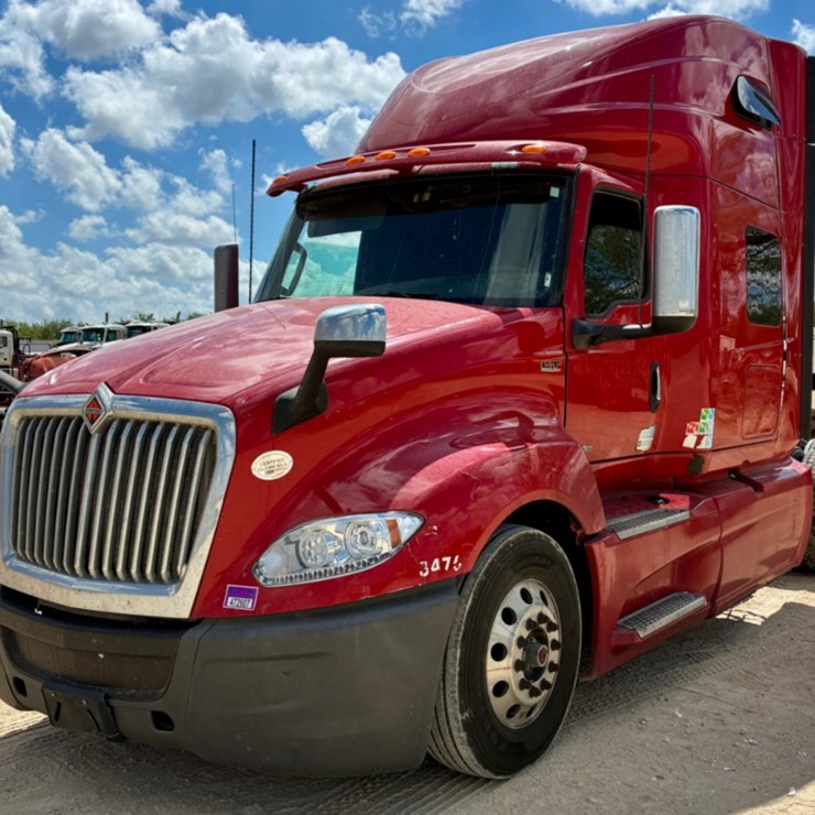 2019 INTERNATIONAL LT