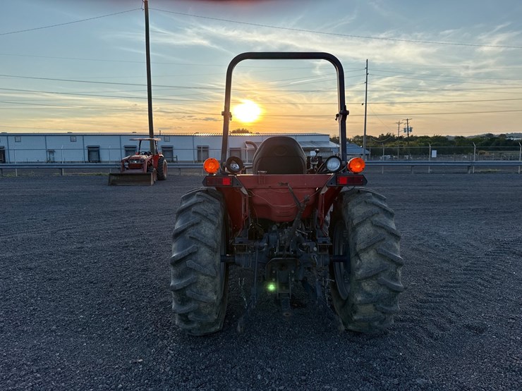 massey-ferguson-1260-image-8