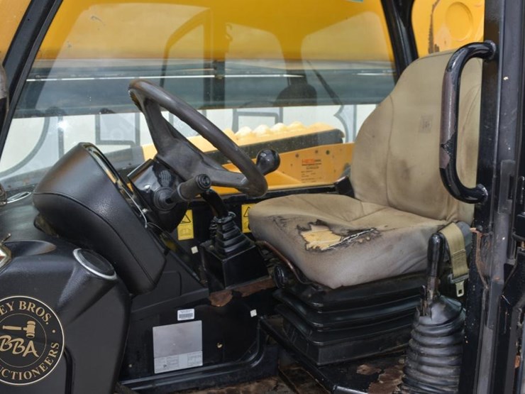 jcb-509-42-image-30