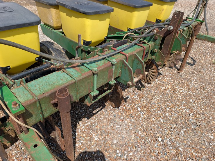john-deere-7100-image-41