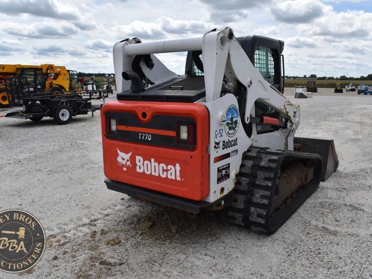 2016-bobcat-t770-image-18
