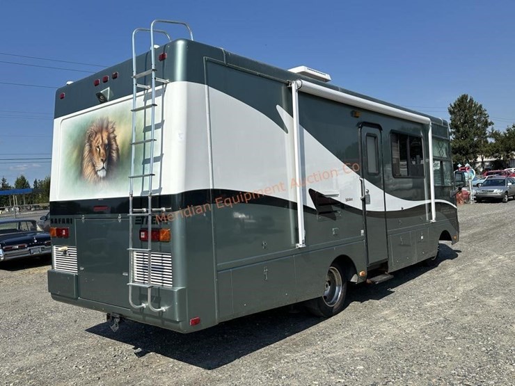 1999-safari-trek-24'-motorhome-image-7