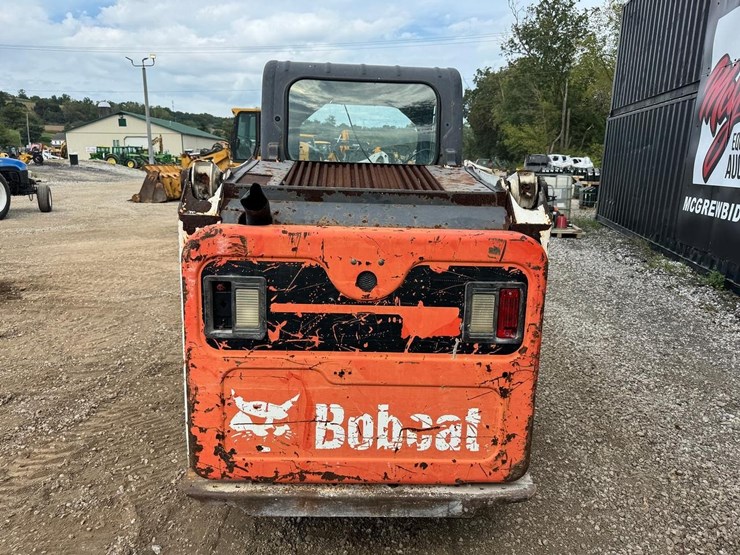 2016-bobcat-t450-image-5